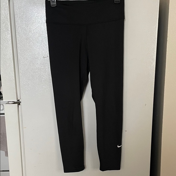 Nike Dri Fit Medium Leggings - Picture 1 of 4